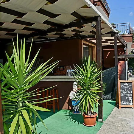 Angel Πανσιόν Πριμόρσκο