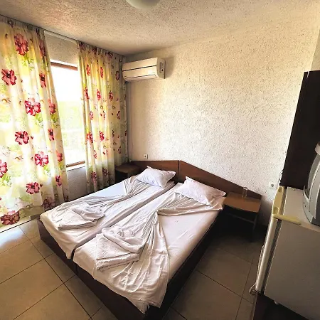 Angel بيت ضيافة *