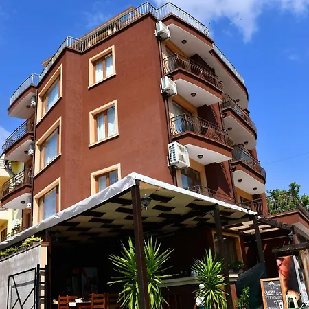 Angel بيت ضيافة